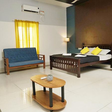 Orange Valley Town Residency Thiruvananthapuram Extérieur photo