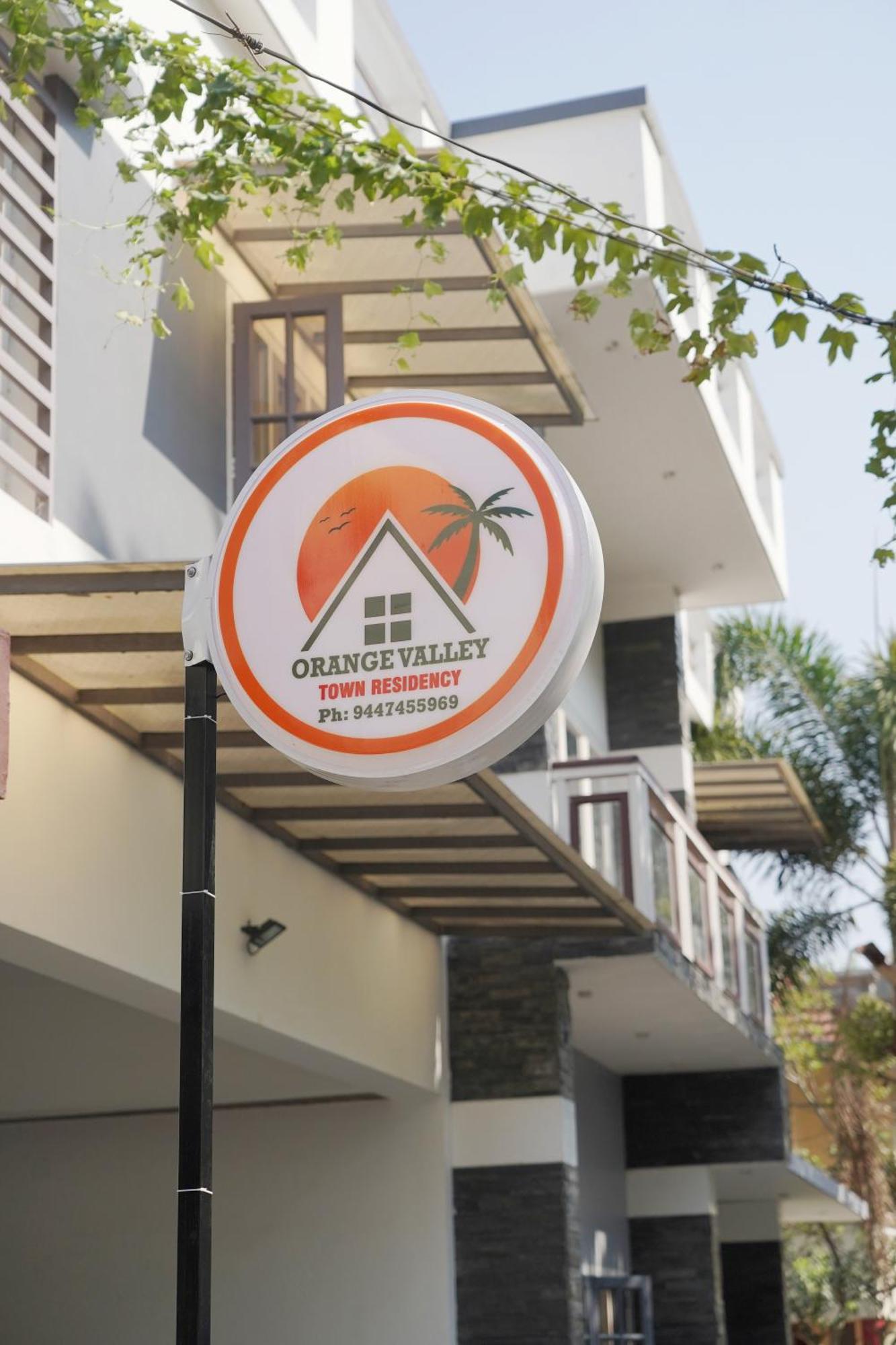 Orange Valley Town Residency Thiruvananthapuram Extérieur photo